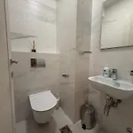 White Homes 45 • Point *