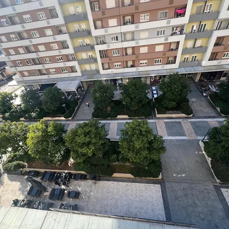 White Homes 45 • Point Lejlighed Podgorica